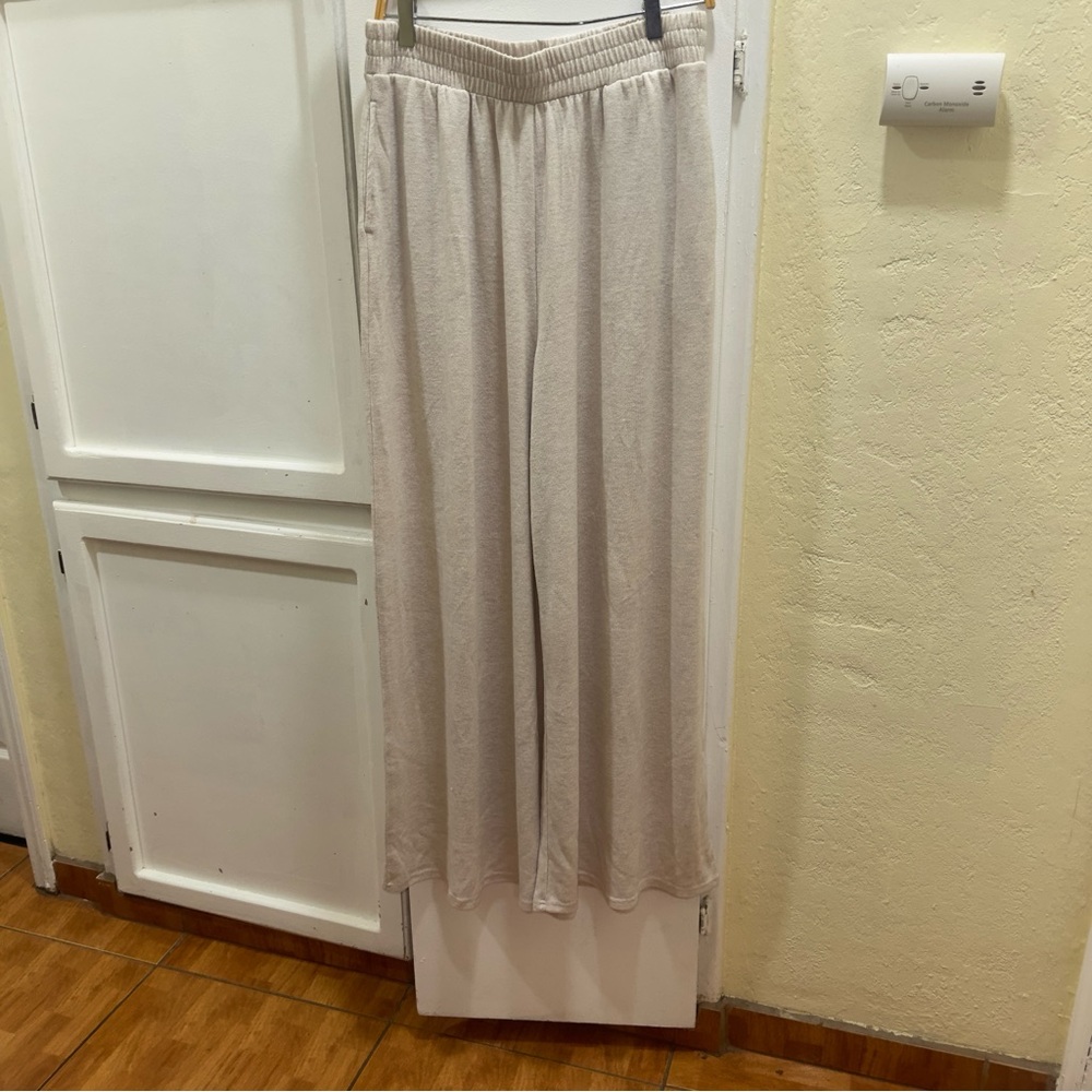✨ UGG Lounge Pants / Joggers – Size XL ✨ - Picture 2 of 7